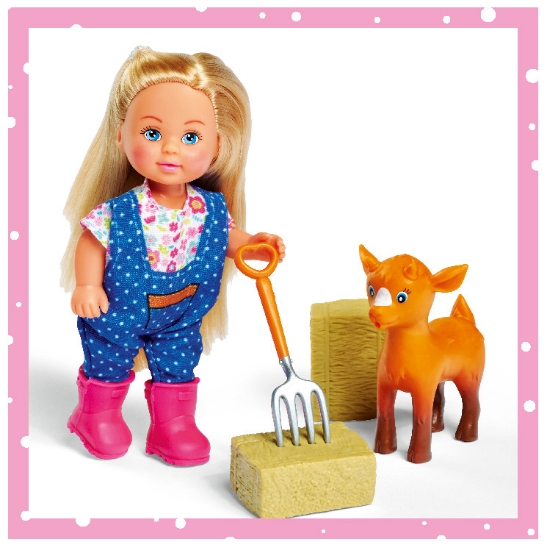 Imagine PAPUSA EVI LOVE CU TRACTOR 