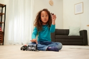 Imagine MAJORETTE LAND ROVER CU REMORCA PENTRU CAI 