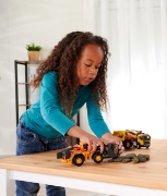 Imagine MAJORETTE VOLVO INCARCATOR FRONTAL SCARA 1 LA 43