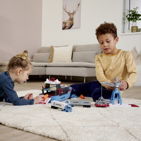 Imagine Majorette Creatix stație portuară Maersk