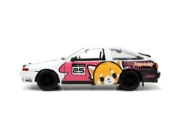 Imagine JADA AGGRETSUKO SET MASINUTA METALICA SI FIGURINA AGGRETSUKO SI TOYOTA TRUENO SCARA 1:24