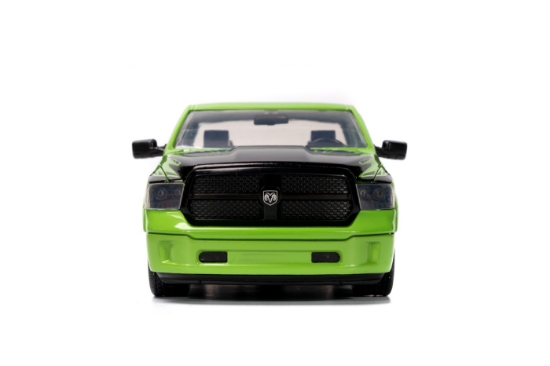 Imagine Jada Marvel set figurină Hulk și mașinuță metalică RAM 1500 2014 scară 1:24