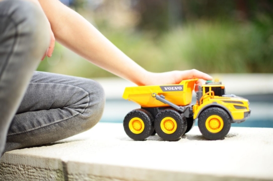 Imagine Dickie basculanta Volvo articulat cu sunete si lumini 23cm