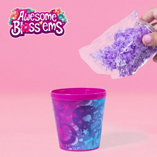 Imagine PAPUSI FLORALE AWESAME BLOSSEMS CARE CRESC DIN GHIVECI