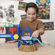 Imagine MONSTER JAM SET SPALATORIE AUTO