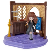 Imagine HARRY POTTER SET LUMEA VRAJILOR SALA DE CLASA