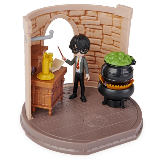 Imagine HARRY POTTER WIZARDING WORLD MAGICAL SALA DE CLASA MINIS POTIUNI HARRY POTTER