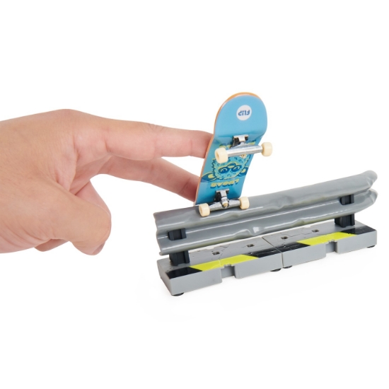 Imagine Tech Deck pachet cu obstacol Fingerboard Lucas