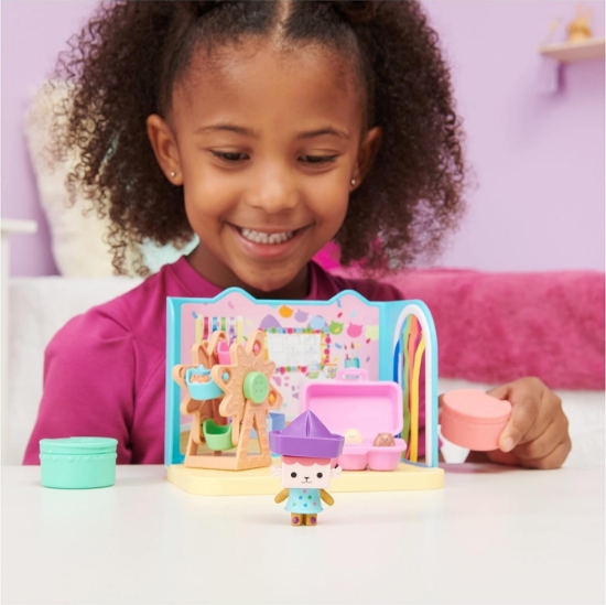 Imagine GABBYS DOLLHOUSE SET STUDIO DE ARTA