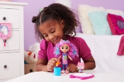 Imagine GABBYS DOLLHOUSE PAPUSA GABBY SI SET DE CREATIE