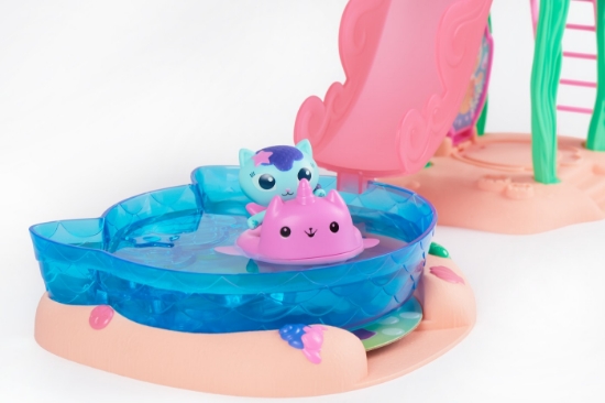 Imagine GABBYS DOLLHOUSE SET DE JOACA PISCINA