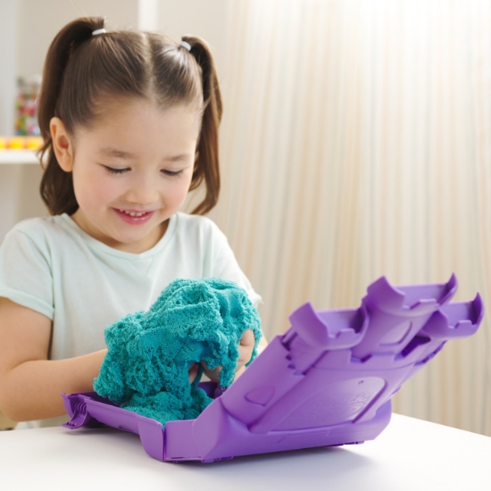 Imagine Kinetic Sand Castelul