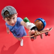 Imagine Tech Dech SK8 Crew Pachet 2 seturi placă și figurină 9.6 cm șapcă neagră și cască albastră