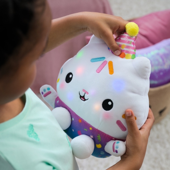 Imagine Gabbys Dollhouse plus strălucitor motanul Brioșel 25 cm