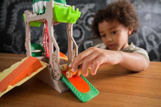 Imagine MONSTER JAM SET DRAGON DUNGEON OF DOOM