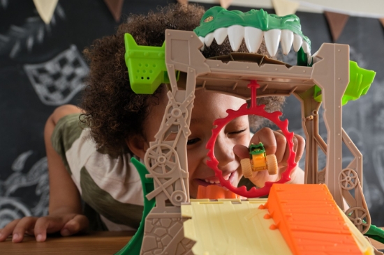 Imagine MONSTER JAM SET DRAGON DUNGEON OF DOOM