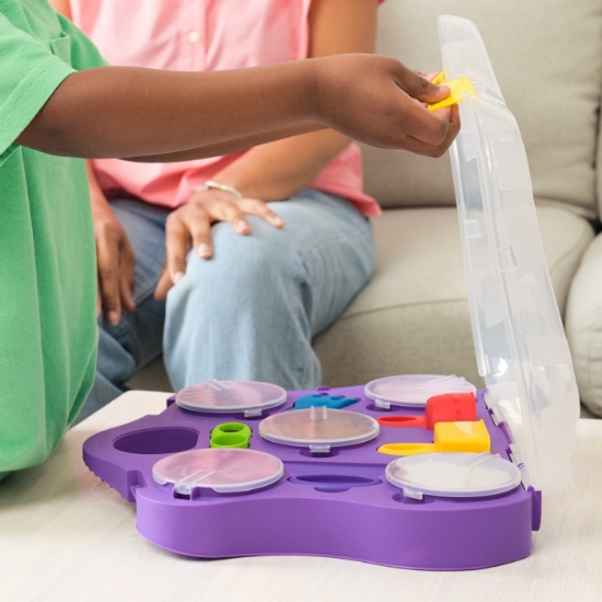 Imagine Kinetic Sand set geantă pentru plajă Variety Case