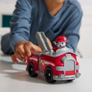 Imagine PATRULA CATELUSILOR SET VEHICUL DE BAZA MASINA DE POMPIERI SI FIGURINA MARSHALL