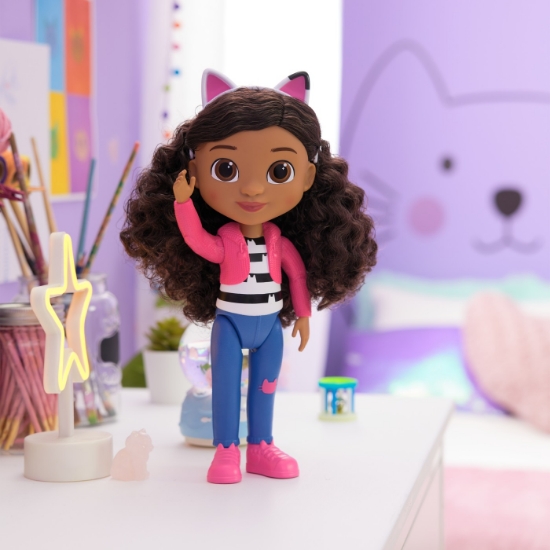 Imagine GABBYS DOLLHOUSE PAPUSA GABBY 33CM