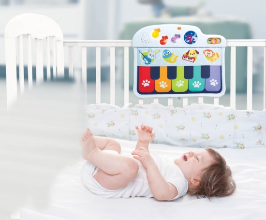 Imagine Winfun pian cu sunete si lumini