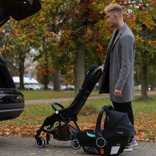 Imagine Scoică auto Hamilton Zeno i-Size 40–87 cm, RWF, Black