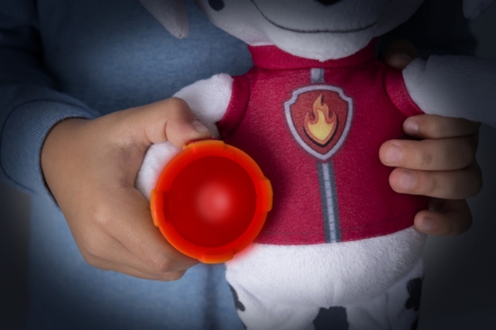 Imagine Patrula Cățelușilor pluș Snuggle Up Marshall cu burtică luminoasă