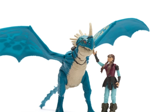 Imagine CUM SA ITI DRESEZI DRAGONUL SET DRAGON DEADLY NADDER SI FIGURINA VIKING ASTRID