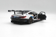 Imagine MASINUTA CONSTRUIBILA CU TELECOMANDA BMW M8 GTE SCARA 1 LA 18