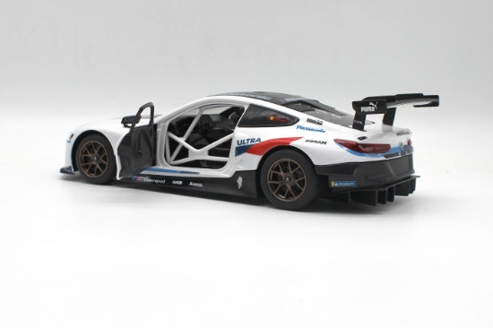 Imagine MASINUTA CONSTRUIBILA CU TELECOMANDA BMW M8 GTE SCARA 1 LA 18