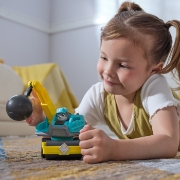 Imagine Patrula Căţeluşilor Rubble and Crew Motor şi tractorul cu bila de demolare