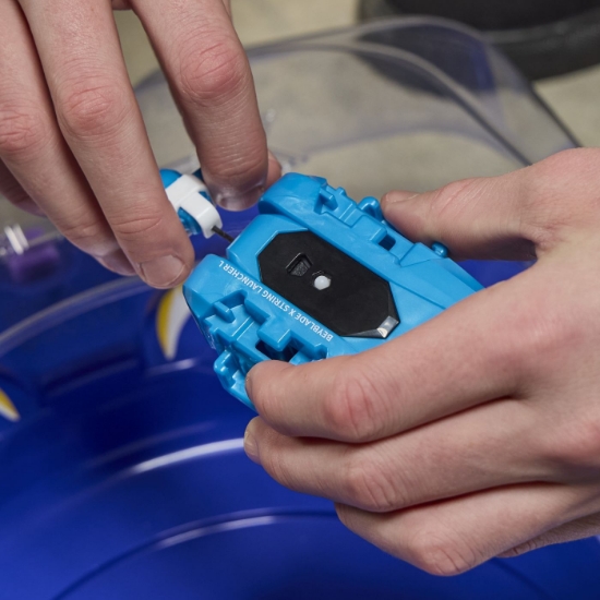 Imagine BEYBLADE X LET IT RIP SET LANSATOR SI ROATA COBALT DRAGOON 2-60C