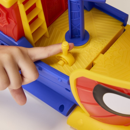 Imagine SPIDEY SI PRIETENII LUI UIMITORI MARVEL WATER WEBS NAVA PIRATILOR CU BULE