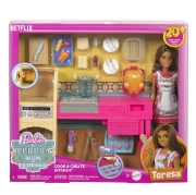 Imagine BARBIE SI TERESA RETETA PENTRU PRIETENIE SET PAPUSA TERESA SI BUCATARIE CU ACCESORII
