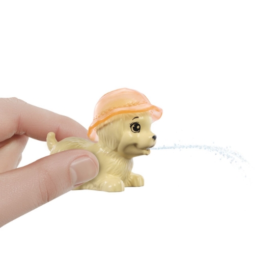 Imagine BARBIE COLOR CHANGE PETRECEREA CATELUSULUI LA PISCINA