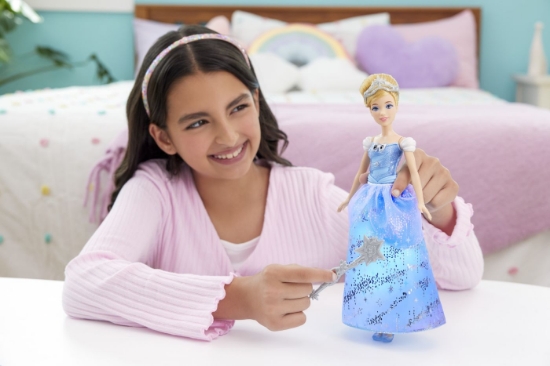 Imagine DISNEY PRINCESS PAPUSA CENUSAREASA INTERACTIVA CU ROCHIE LUMINOASA