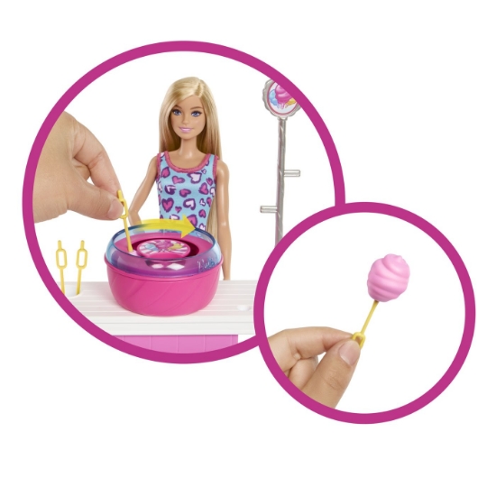 Imagine BARBIE MYSTERIES DETECTIVI PE PLAJA SET CABINA DE JOCURI SI PAPUSA BARBIE MALIBU CU ACCESORII