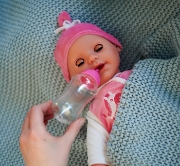 Imagine LAURA BABBLING BEBELUS 38CM