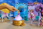Imagine UNICORN ACADEMY SET DE JOACA FANTANA SI GRAJD STARGLOW SI UNICORNUL WILDSTAR