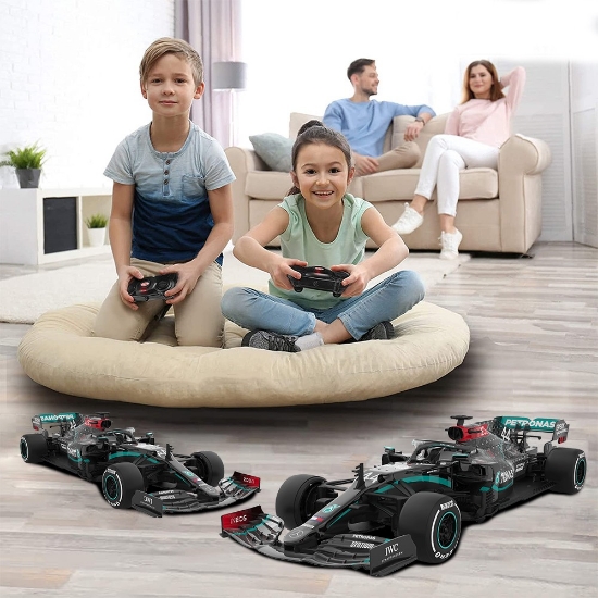 Imagine MASINA CU TELECOMANDA MERCEDES AMG F1 W11 EQ PERFORMANCE SCARA 1 LA 18