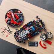 Imagine LEGO TECHNIC FERRARI DAYTONA SP3 42143