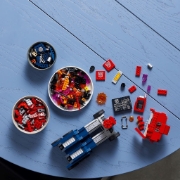 Imagine LEGO ICONS OPTIMUS PRIME 10302