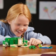 Imagine LEGO MINECRAFT CASA DE PE PLAJA TESTOASELOR 21254