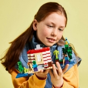 Imagine LEGO MINECRAFT CASA TNT DIN JUNGLA 21275