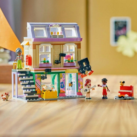 Imagine LEGO FRIENDS MAGAZIN DE MUZICA SI APARTAMENT 42653