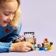 Imagine LEGO FRIENDS SEARA DE FILM A PRIETENIEI 42642