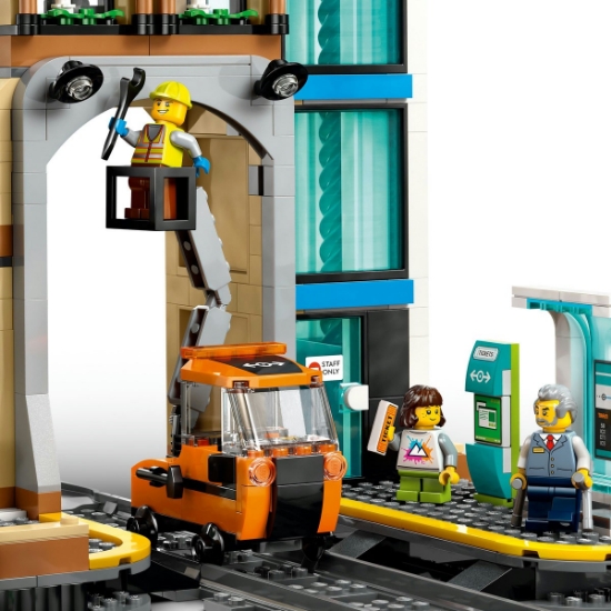 Imagine LEGO CITY GARA CENTRALA 60469