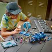 Imagine LEGO FORTNITE AUTOBUZUL DE LUPTA 77073