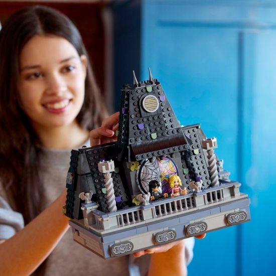 Imagine LEGO WEDNESDAY DORMITORUL LUI WEDNESDAY SI AL LUI EMID 76781