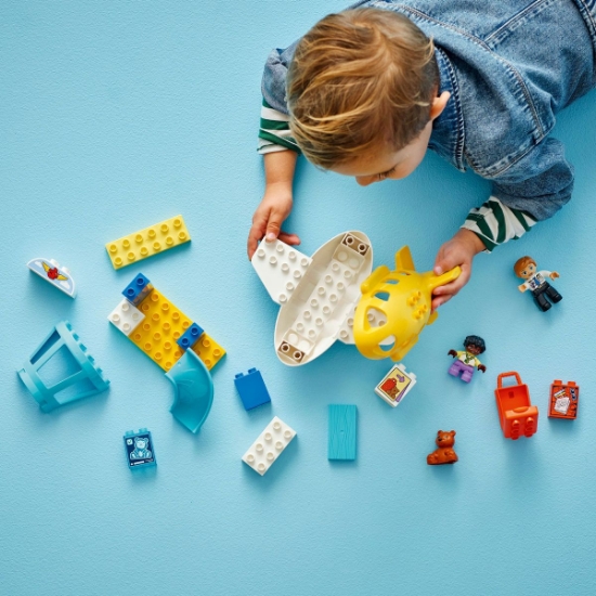 Imagine LEGO DUPLO PRIMA OARA LA AEROPORT 10443