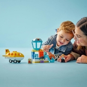 Imagine LEGO DUPLO PRIMA OARA LA AEROPORT 10443